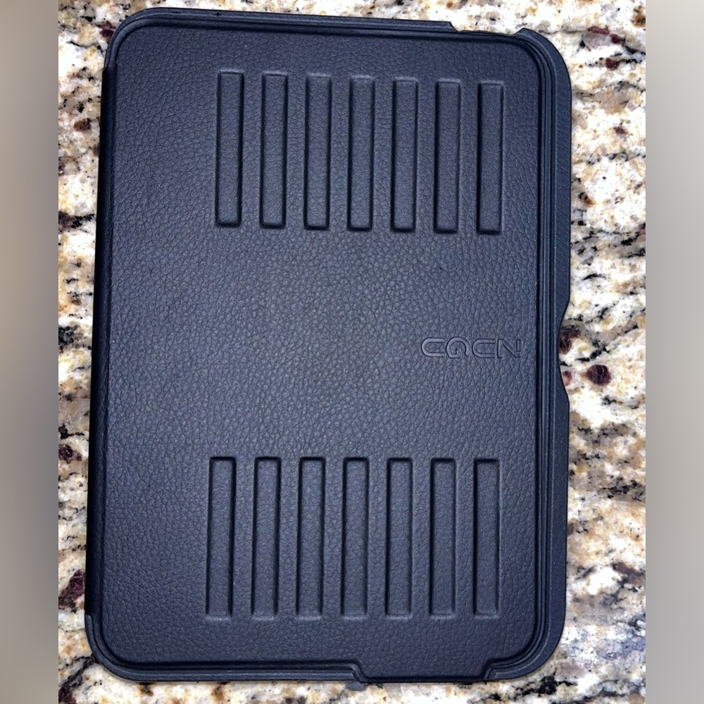 Black Zugu IPad mini cover